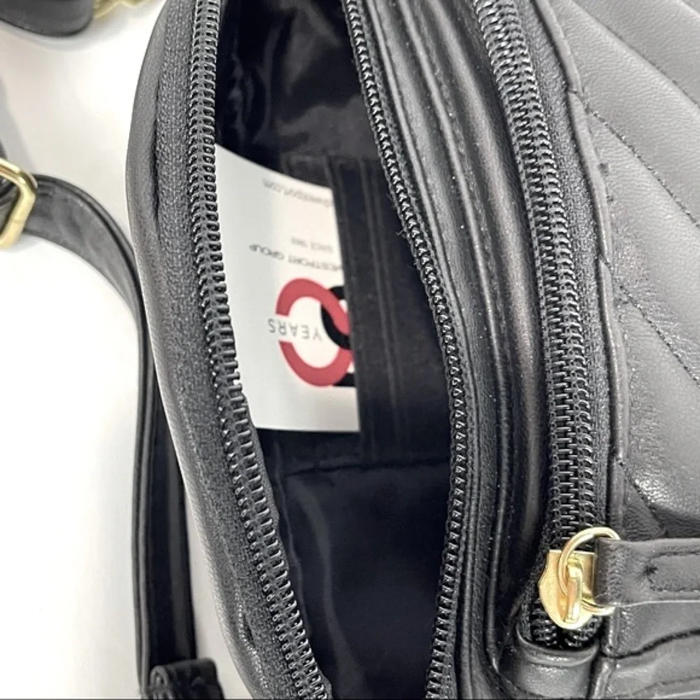 Mundi Connie Black Quilted Crossbody - Picture 9 of 12